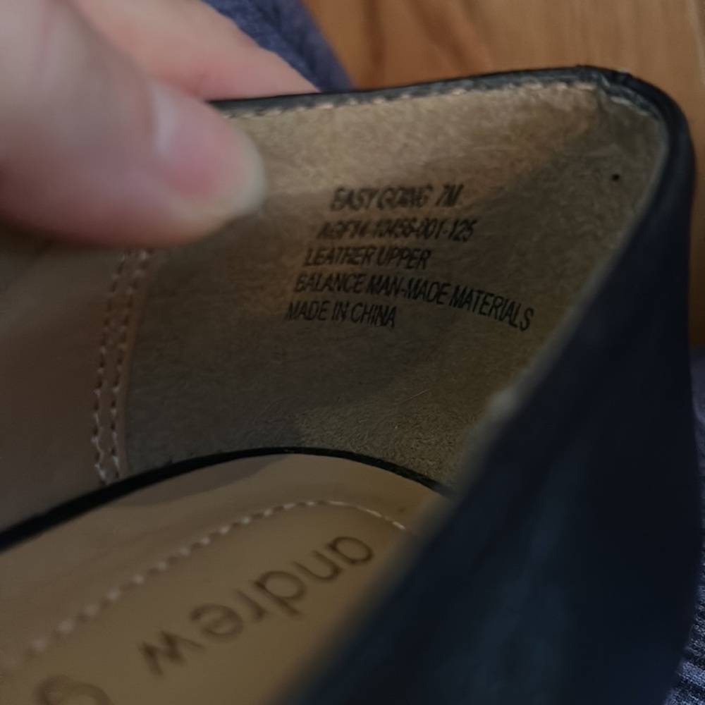 Andrew Geller Women’s Shoes - Picture 7 of 8